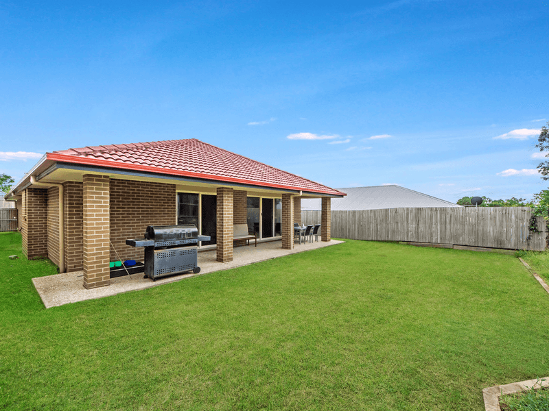 6 Brady Court, ORMEAU, QLD 4208