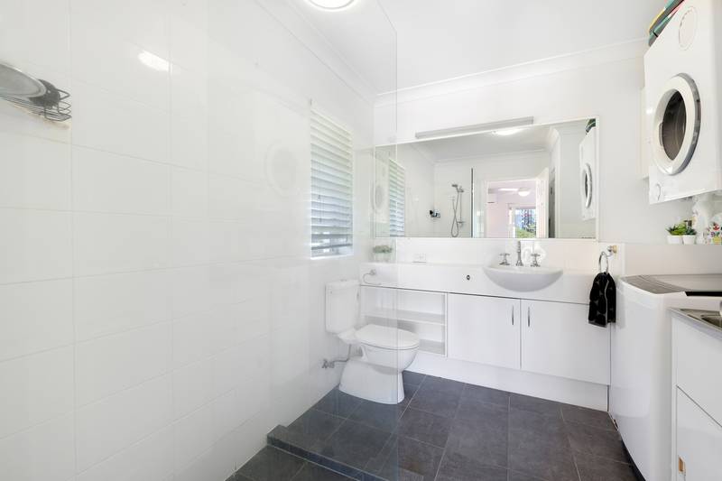 27/7-15 Monte Carlo Avenue, Surfers Paradise, QLD 4217