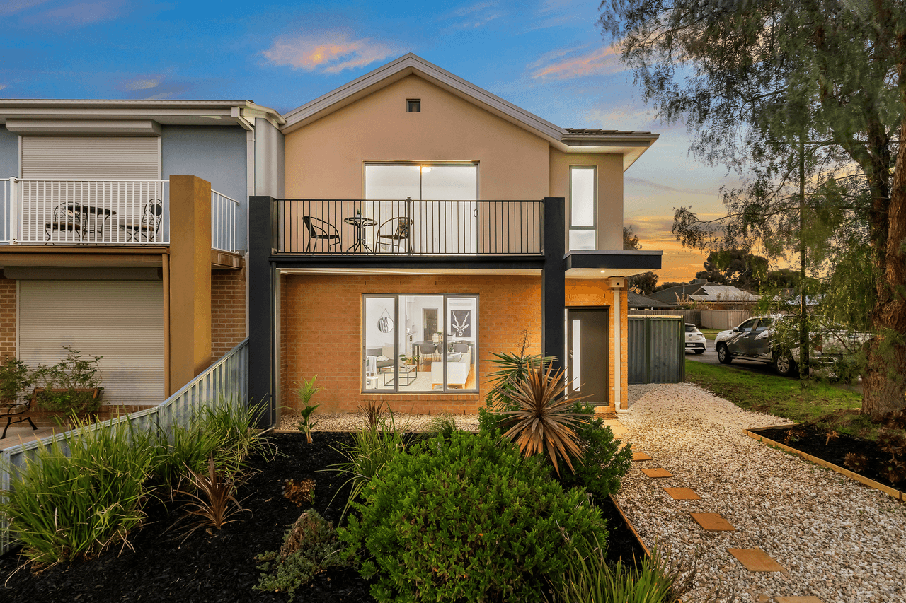 24 Mareborne Street, EPPING, VIC 3076