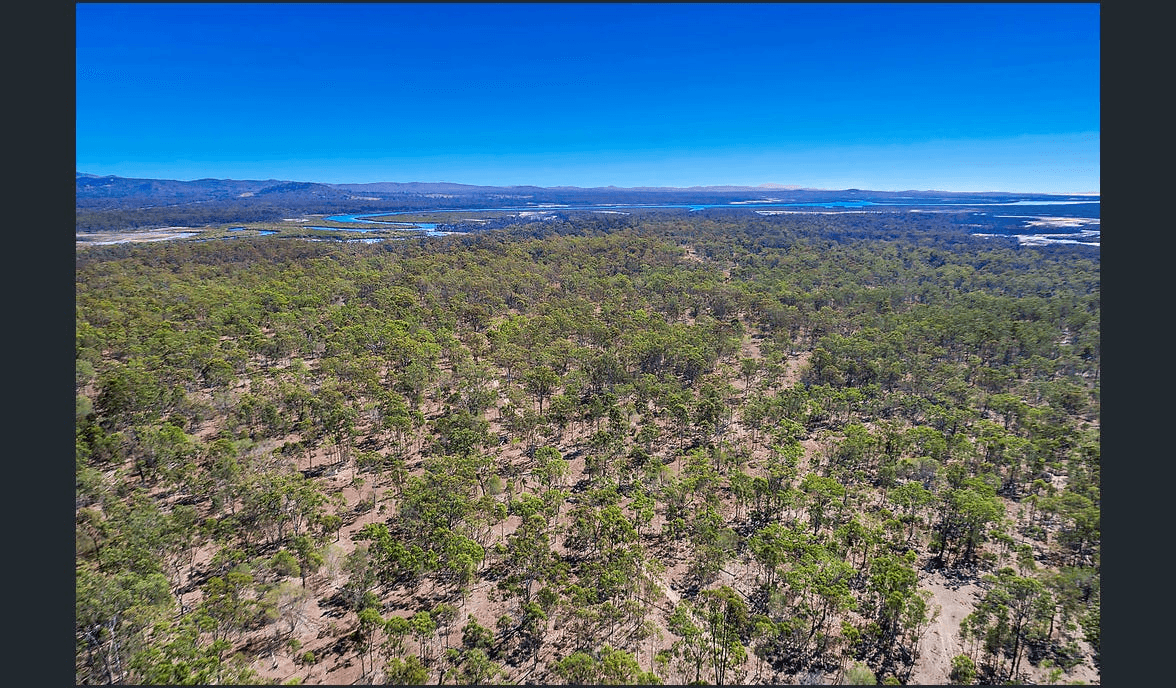 1 Intrepid Drive, FORESHORES, QLD 4678