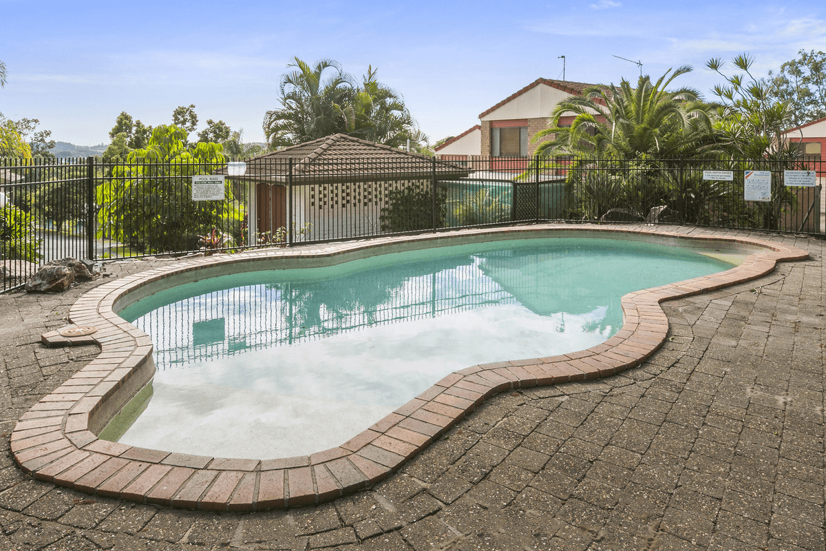 4/1a McLeod Street, HIGHLAND PARK, QLD 4211