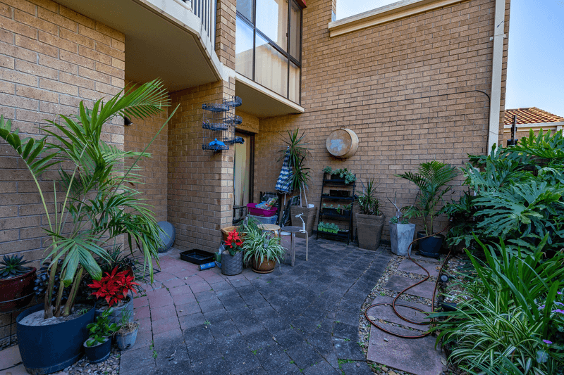 4/1a McLeod Street, HIGHLAND PARK, QLD 4211