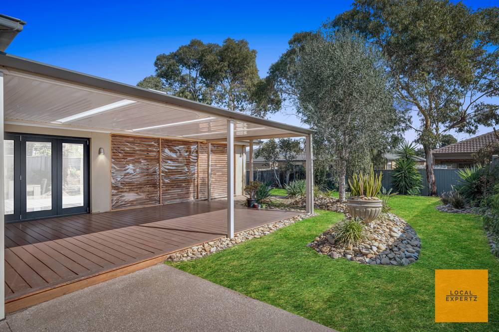 15 Botanica Springs Boulevard, Brookfield, VIC 3338