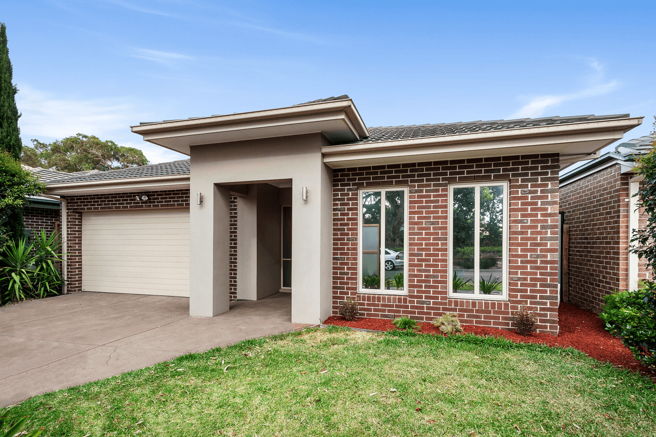 32 Coulthard Crescent, DOREEN, VIC 3754