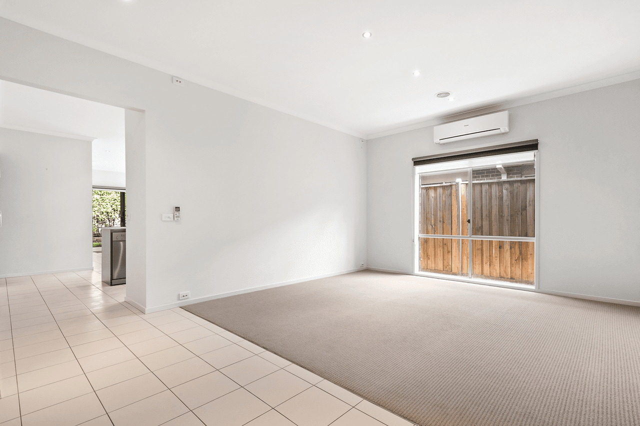 32 Coulthard Crescent, DOREEN, VIC 3754