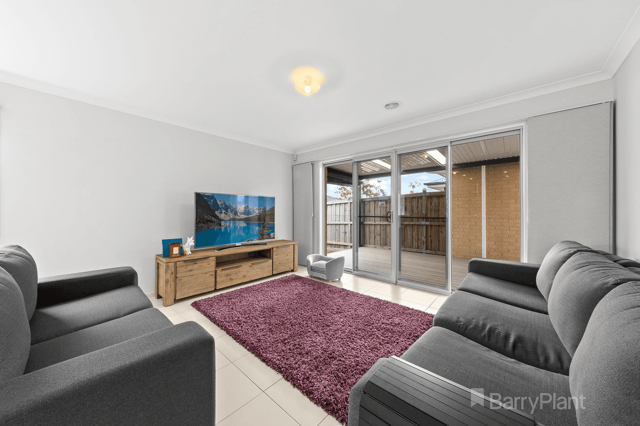 23 Compton Way, Clyde North, VIC 3978