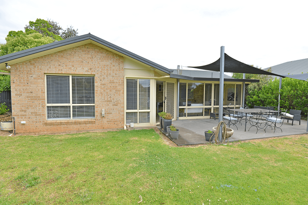 73 CASSILIS, COONABARABRAN, NSW 2357