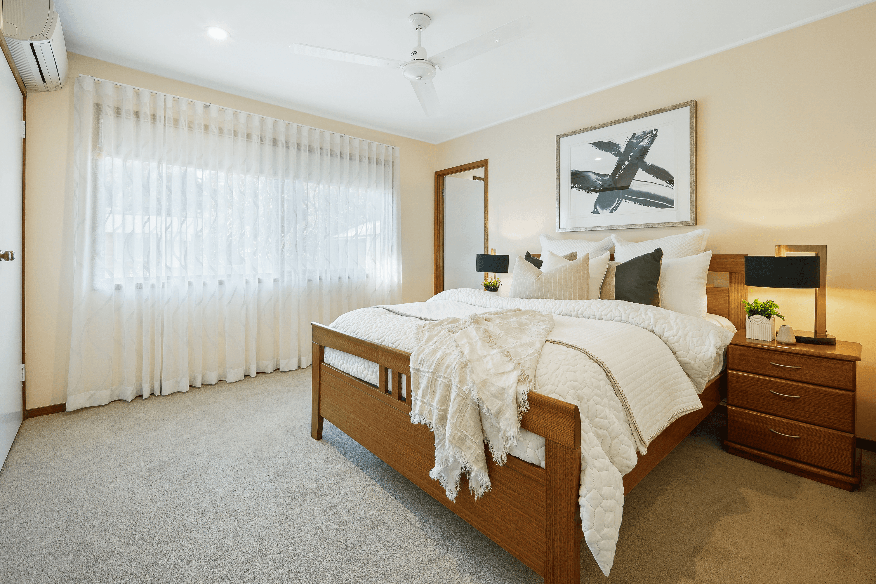 3 Chantilly Street, CHAPEL HILL, QLD 4069