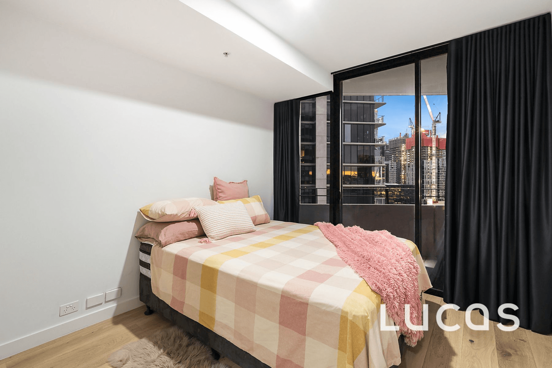 1503/15 Caravel Lane, DOCKLANDS, VIC 3008