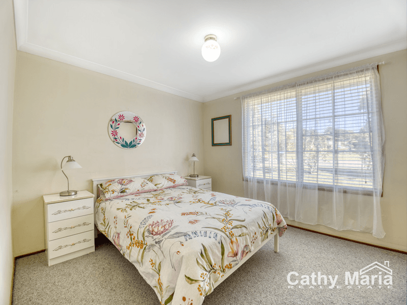 14 Eliot Street, MANNERING PARK, NSW 2259