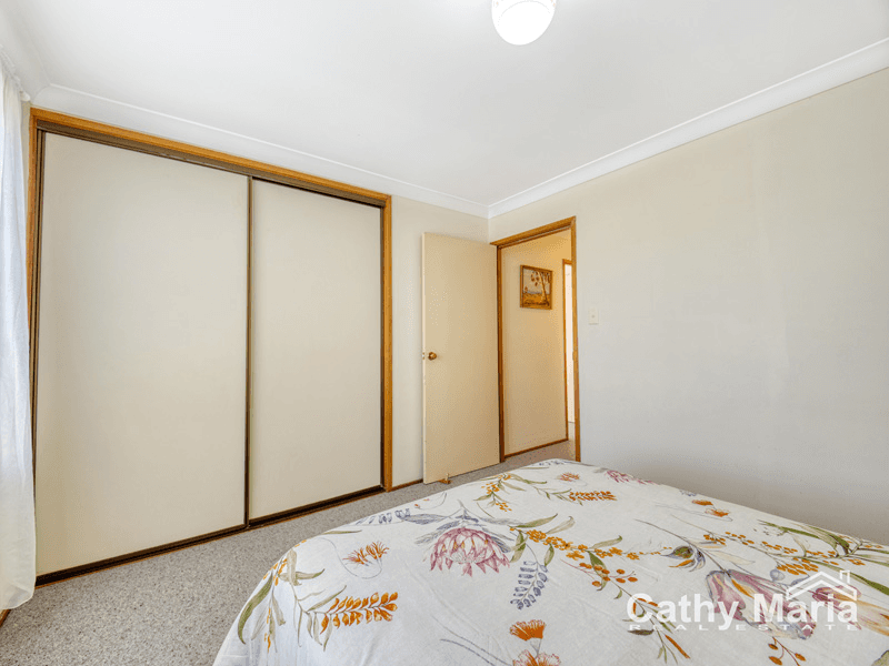 14 Eliot Street, MANNERING PARK, NSW 2259