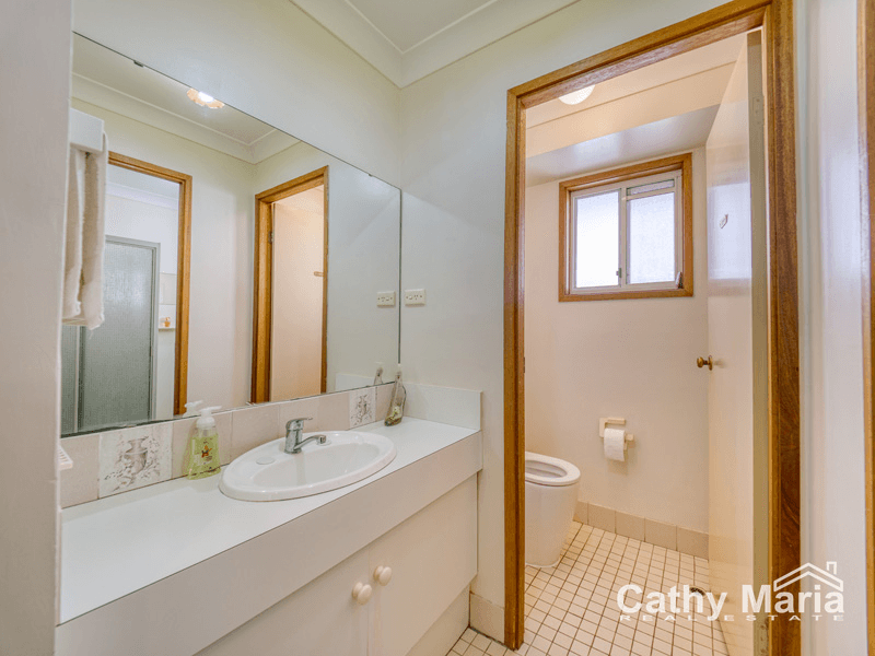 14 Eliot Street, MANNERING PARK, NSW 2259