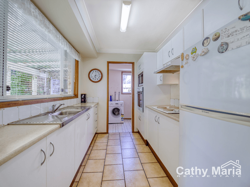 14 Eliot Street, MANNERING PARK, NSW 2259