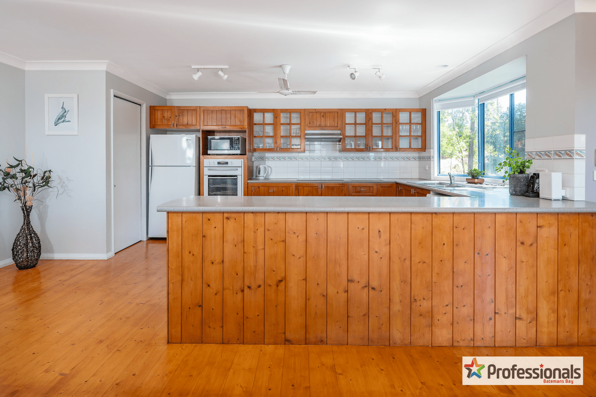 13 Kurrara Close, MALUA BAY, NSW 2536