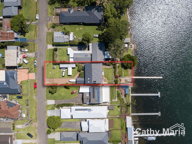 10 Montrose Street, MANNERING PARK, NSW 2259