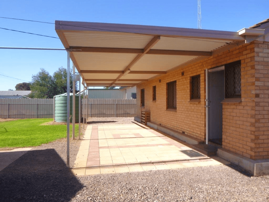 220 Jenkins Avenue, Whyalla Stuart, SA 5608