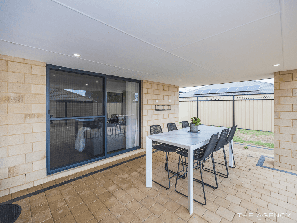 59 Lauderdale Ramble, Carramar, WA 6031