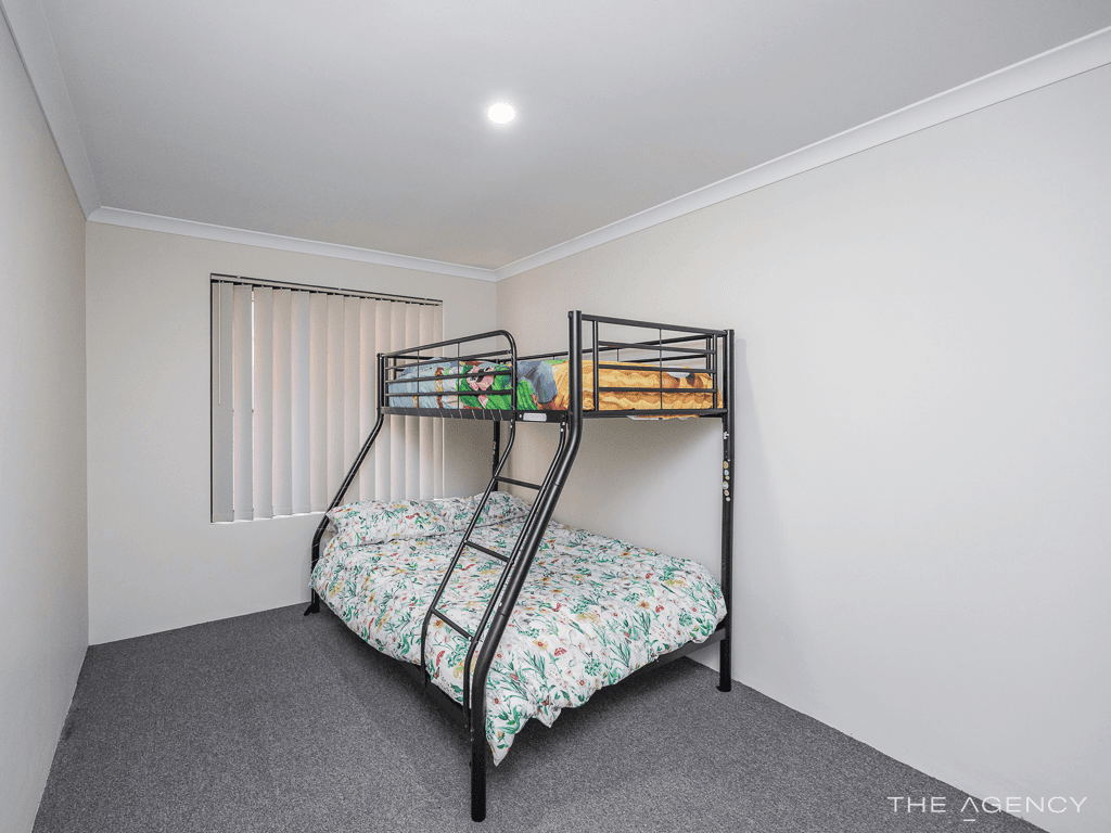 59 Lauderdale Ramble, Carramar, WA 6031