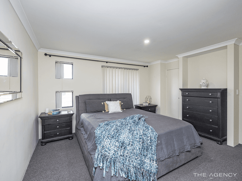 59 Lauderdale Ramble, Carramar, WA 6031