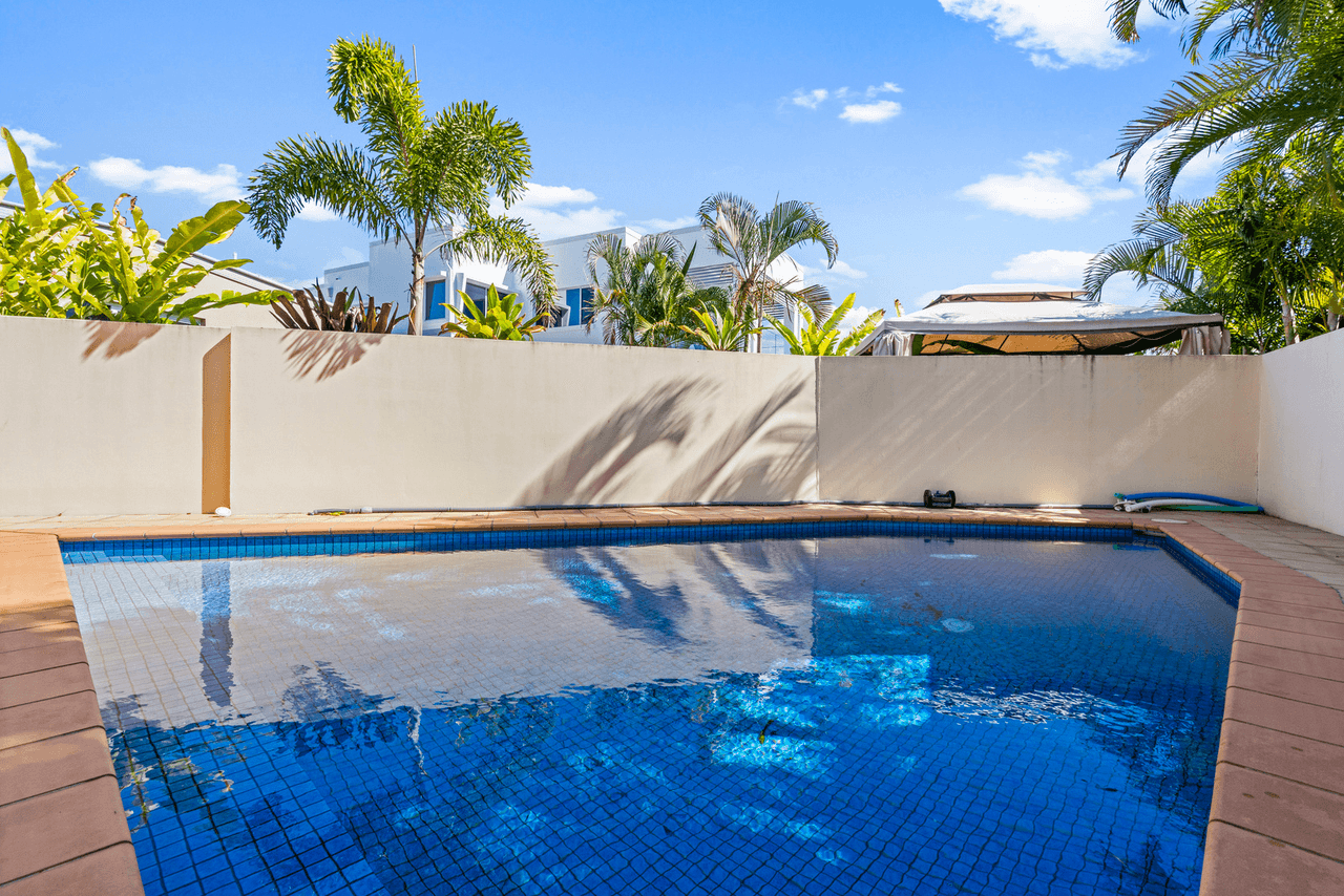 24/145 Palm Meadows Drive, CARRARA, QLD 4211