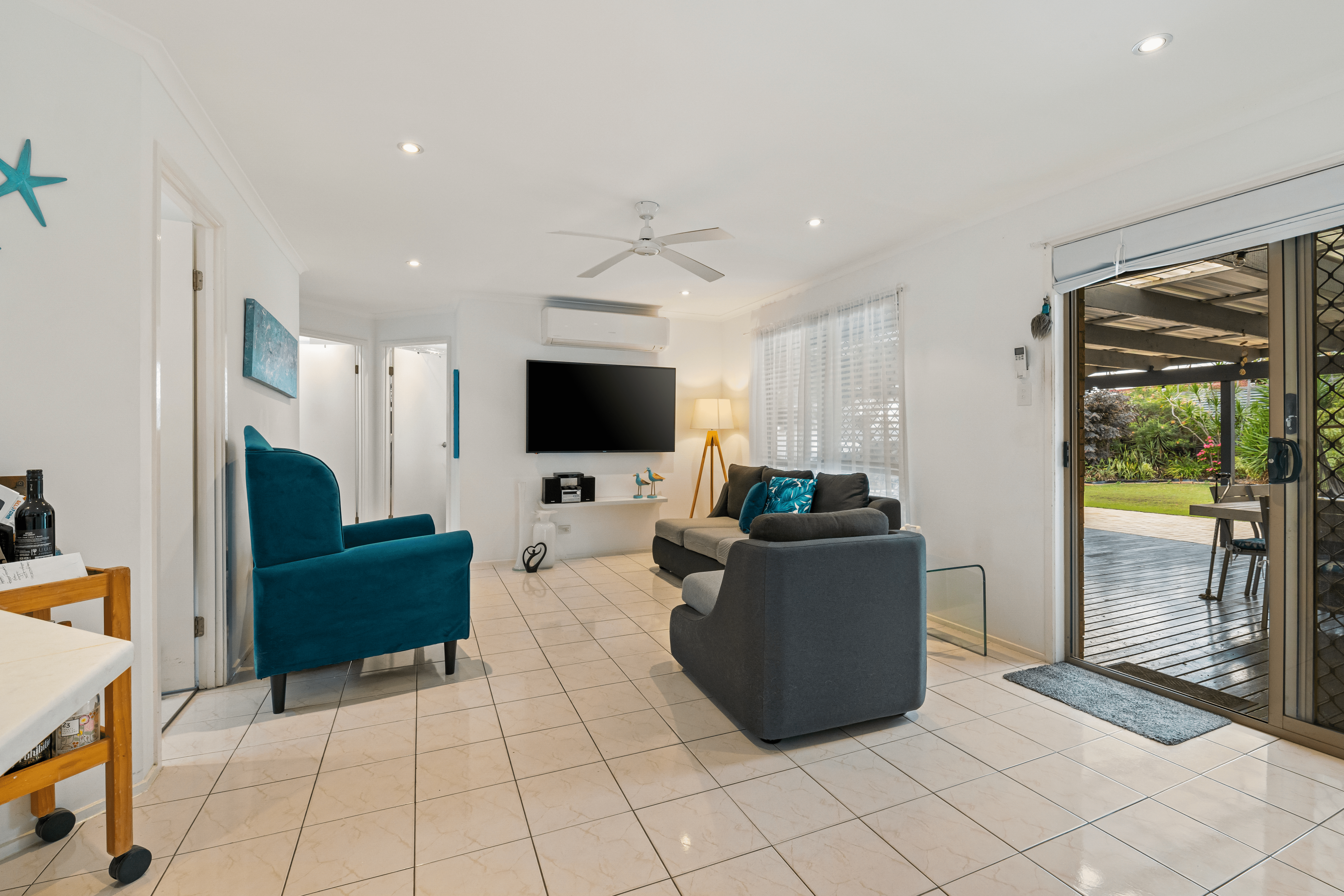 17 Federation Drive, HILLCREST, QLD 4118