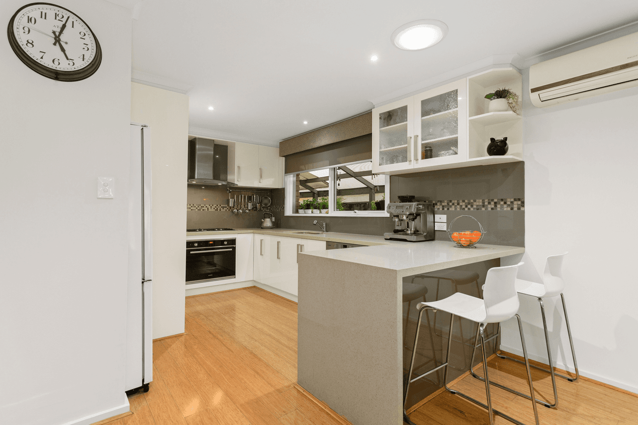 10 Finchley Court, EPPING, VIC 3076