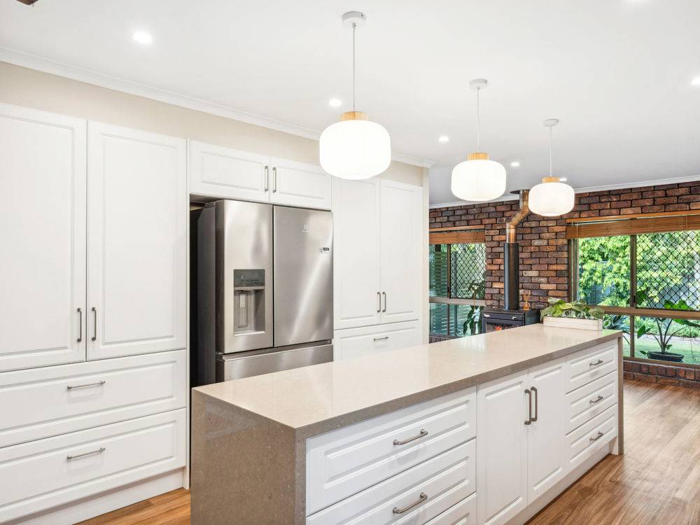 16 Clover Court, REGENTS PARK, QLD 4118