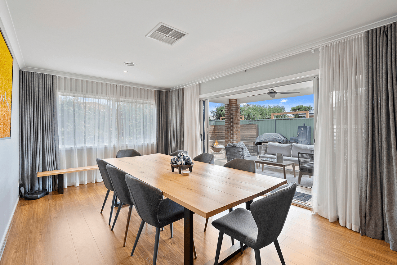 27 Horseshoe Circuit, Bacchus Marsh, VIC 3340