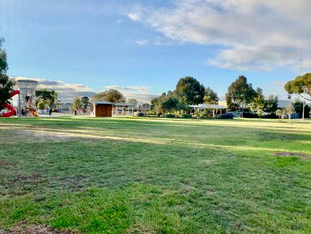 2/28 Adamson Street, BRAYBROOK, VIC 3019