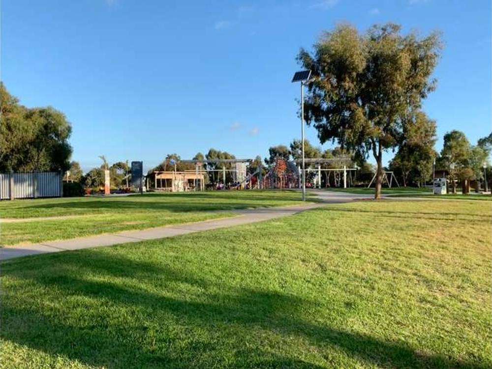 2/28 Adamson Street, BRAYBROOK, VIC 3019