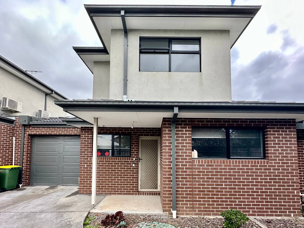 2/28 Adamson Street, BRAYBROOK, VIC 3019
