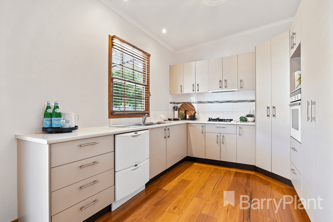 711 Howard Street, Soldiers Hill, VIC 3350