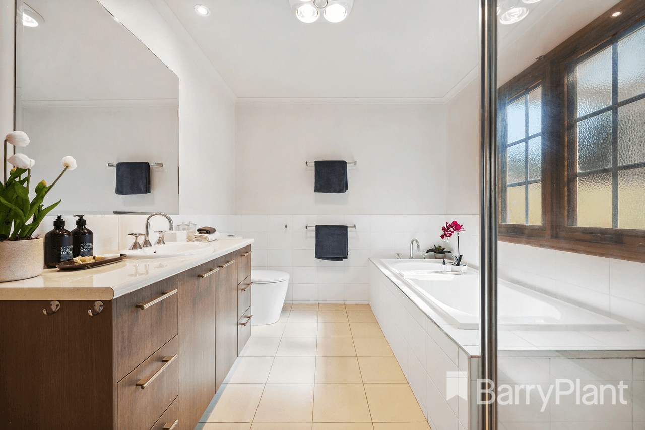 711 Howard Street, Soldiers Hill, VIC 3350