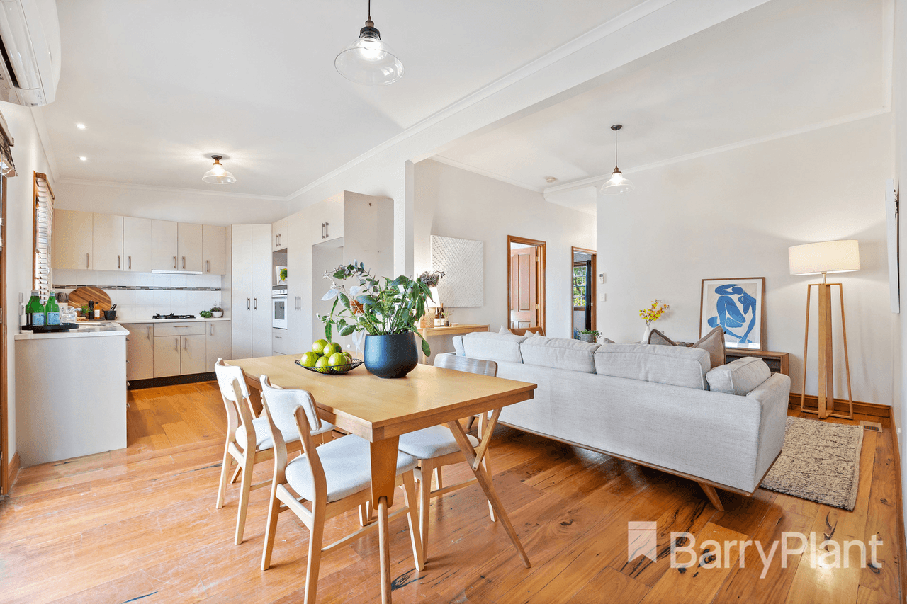 711 Howard Street, Soldiers Hill, VIC 3350