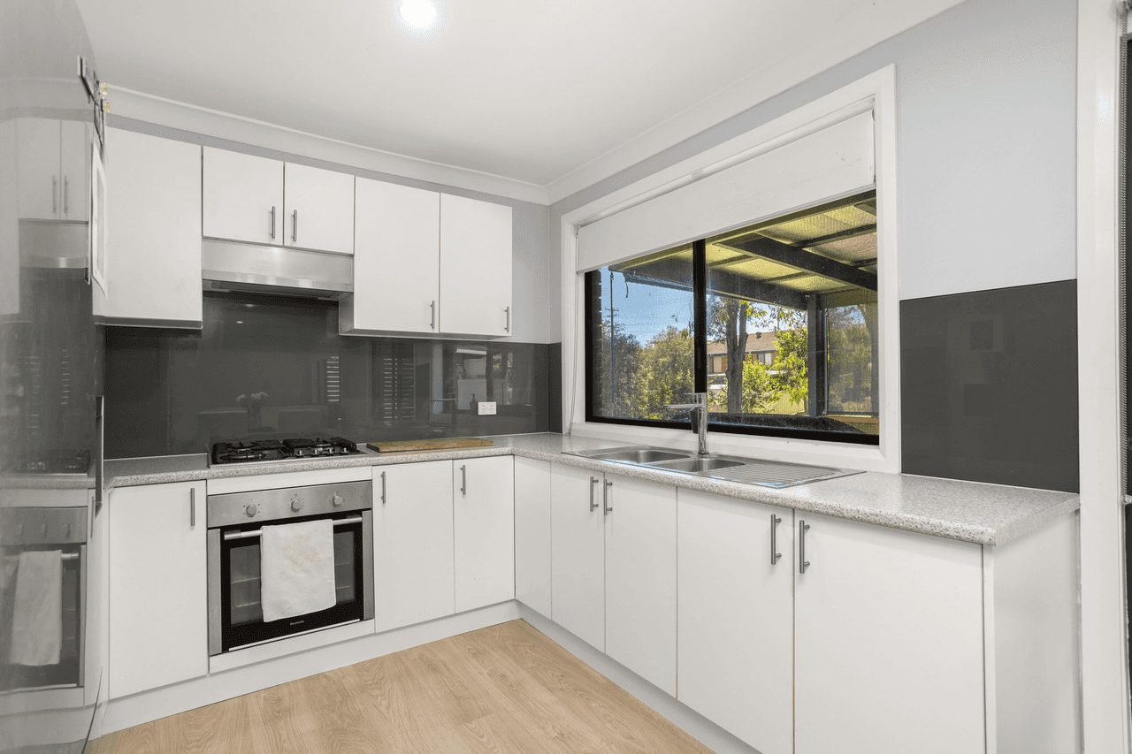 2 Kerrydell Place, WINGHAM, NSW 2429