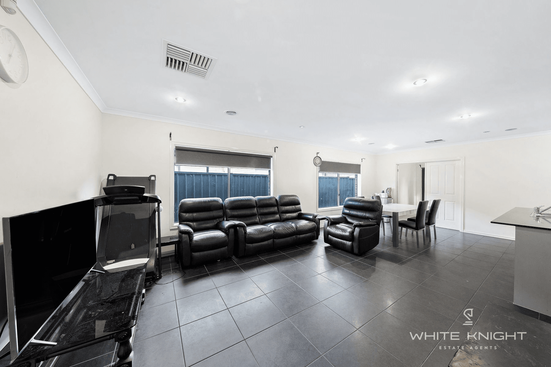 26 Greenleaf Circuit, Tarneit, VIC 3029