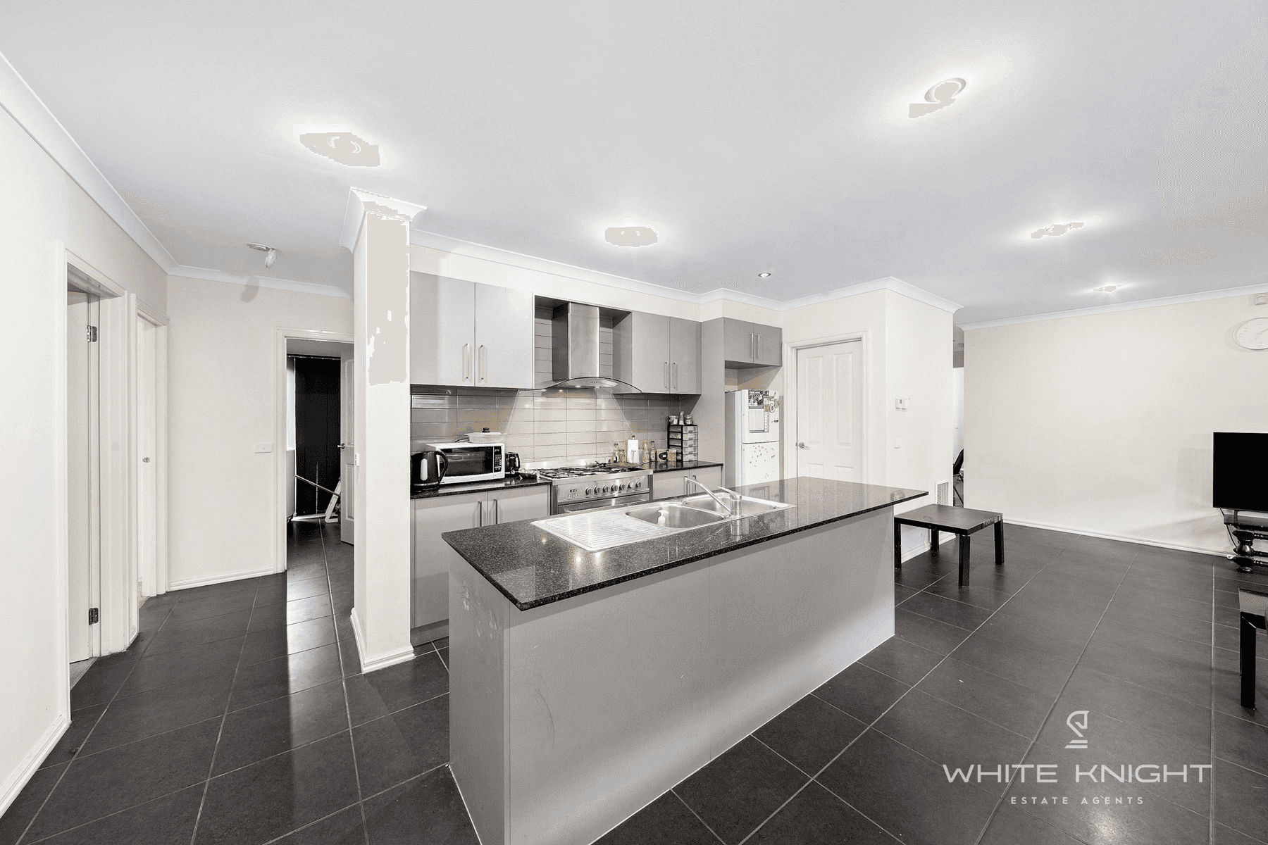 26 Greenleaf Circuit, Tarneit, VIC 3029