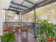 2 Birchwood Close, STAPYLTON, QLD 4207