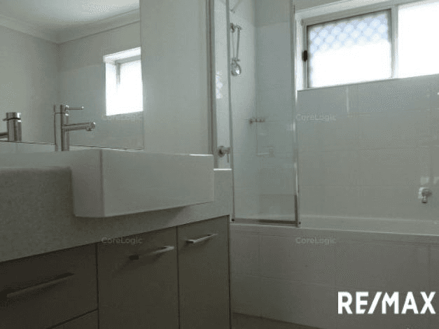 64 Lamington Drive, REDBANK PLAINS, QLD 4301