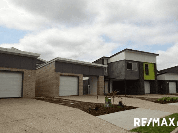 64 Lamington Drive, REDBANK PLAINS, QLD 4301