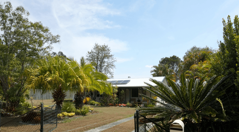 158 Queen Elizabeth Dr, Cooloola Cove, QLD 4580