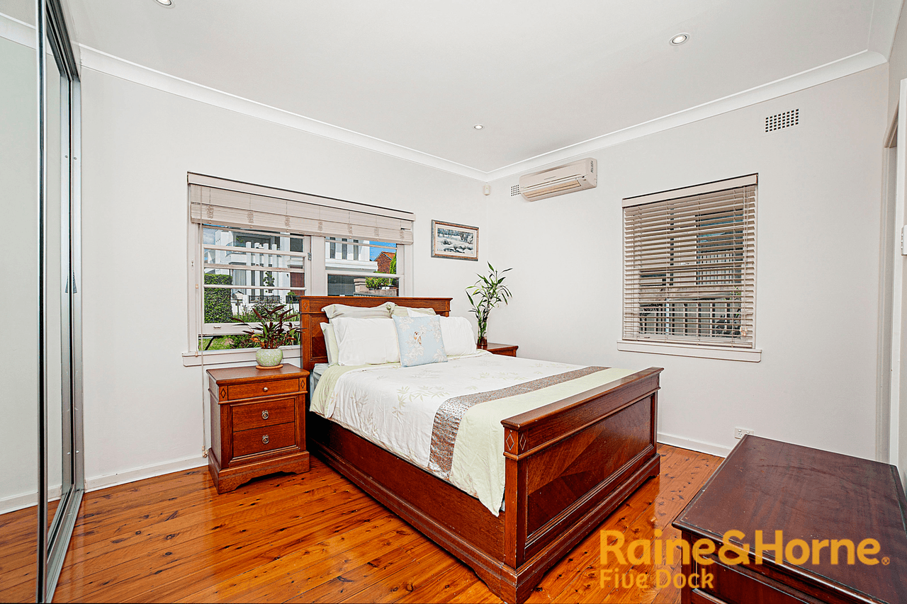 6 Curtin Avenue, ABBOTSFORD, NSW 2046