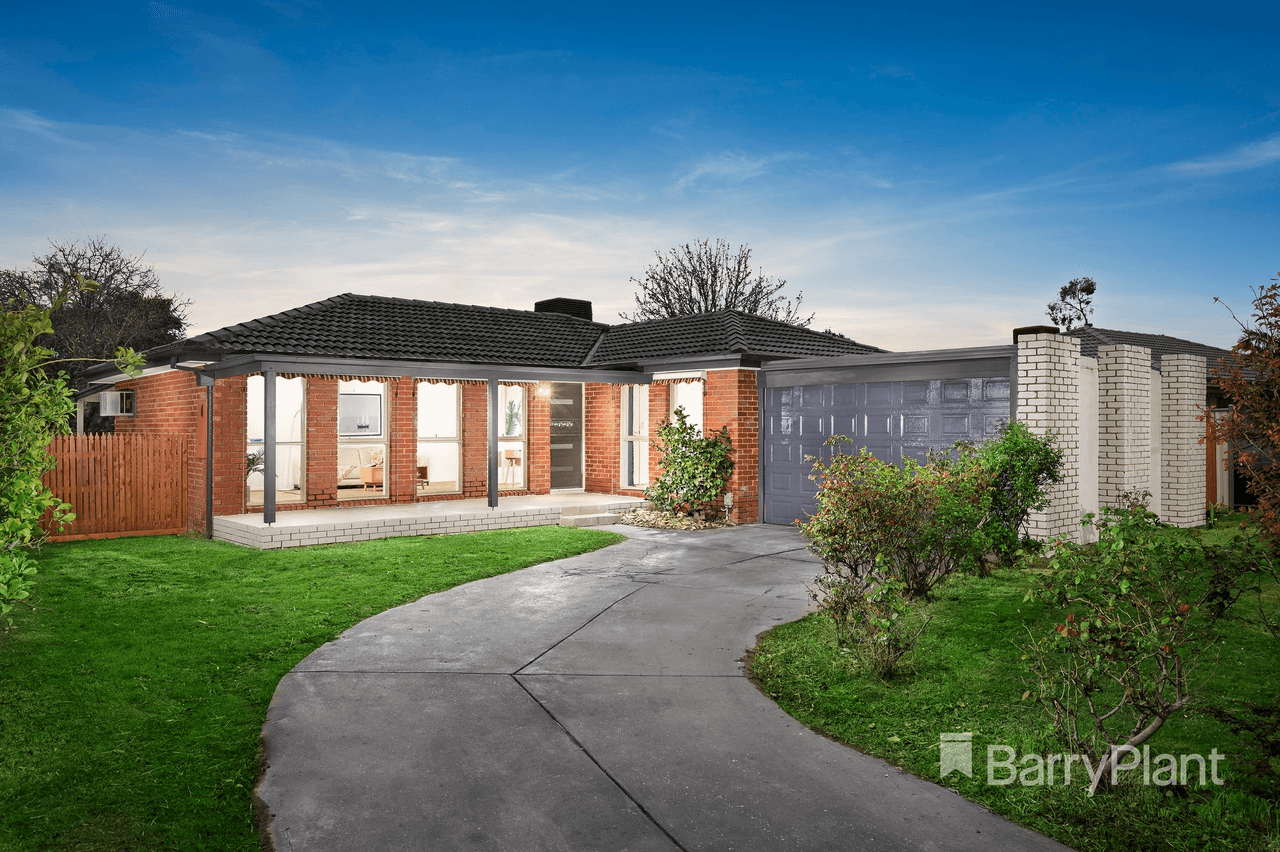 2 Poseidon Close, Mill Park, VIC 3082