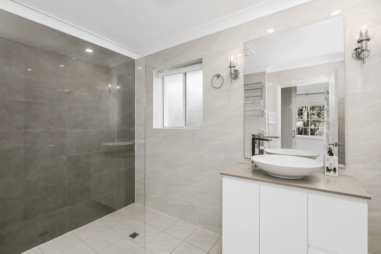 185 Empire Bay Drive, EMPIRE BAY, NSW 2257