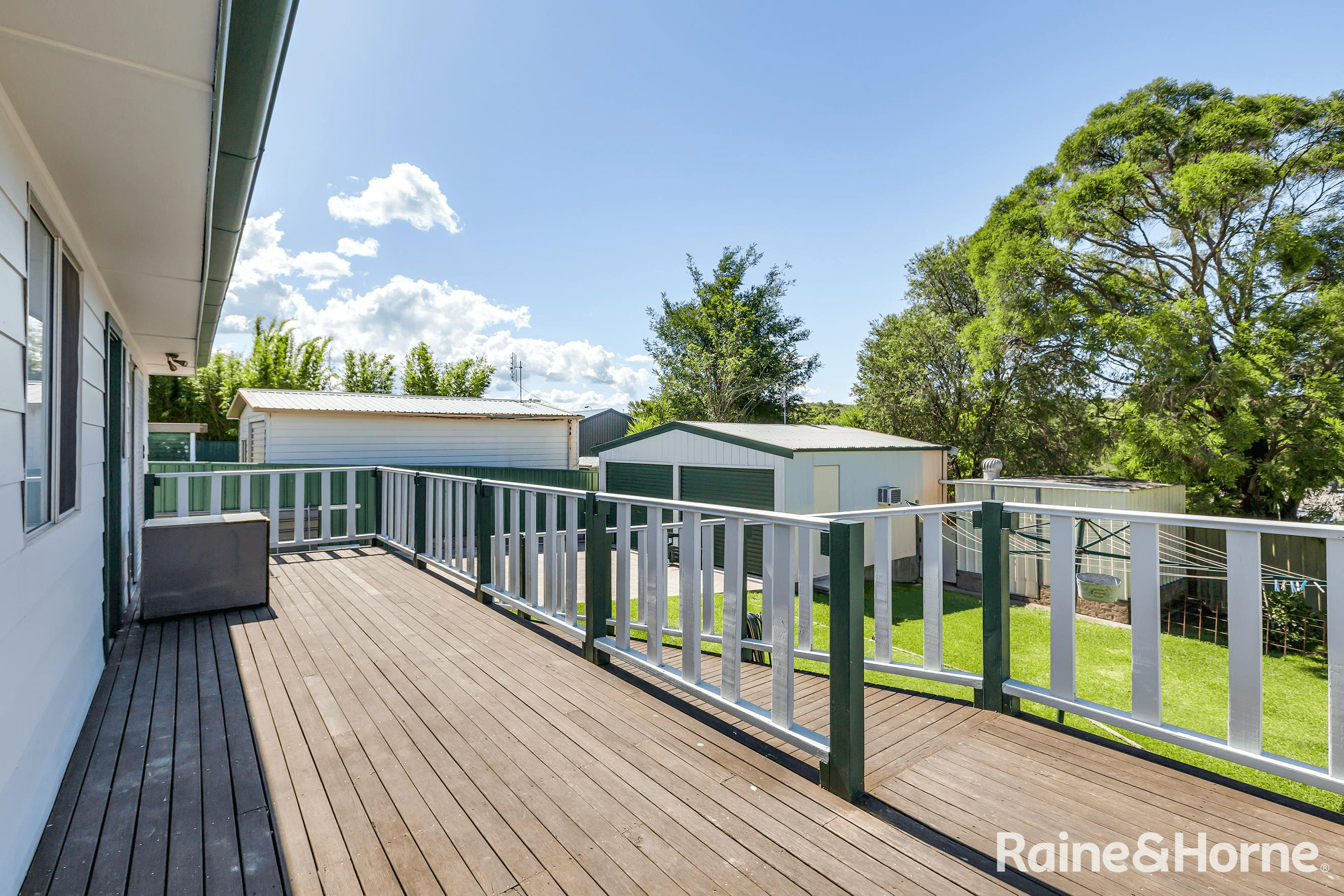 4 Buni Street, HOLMESVILLE, NSW 2286