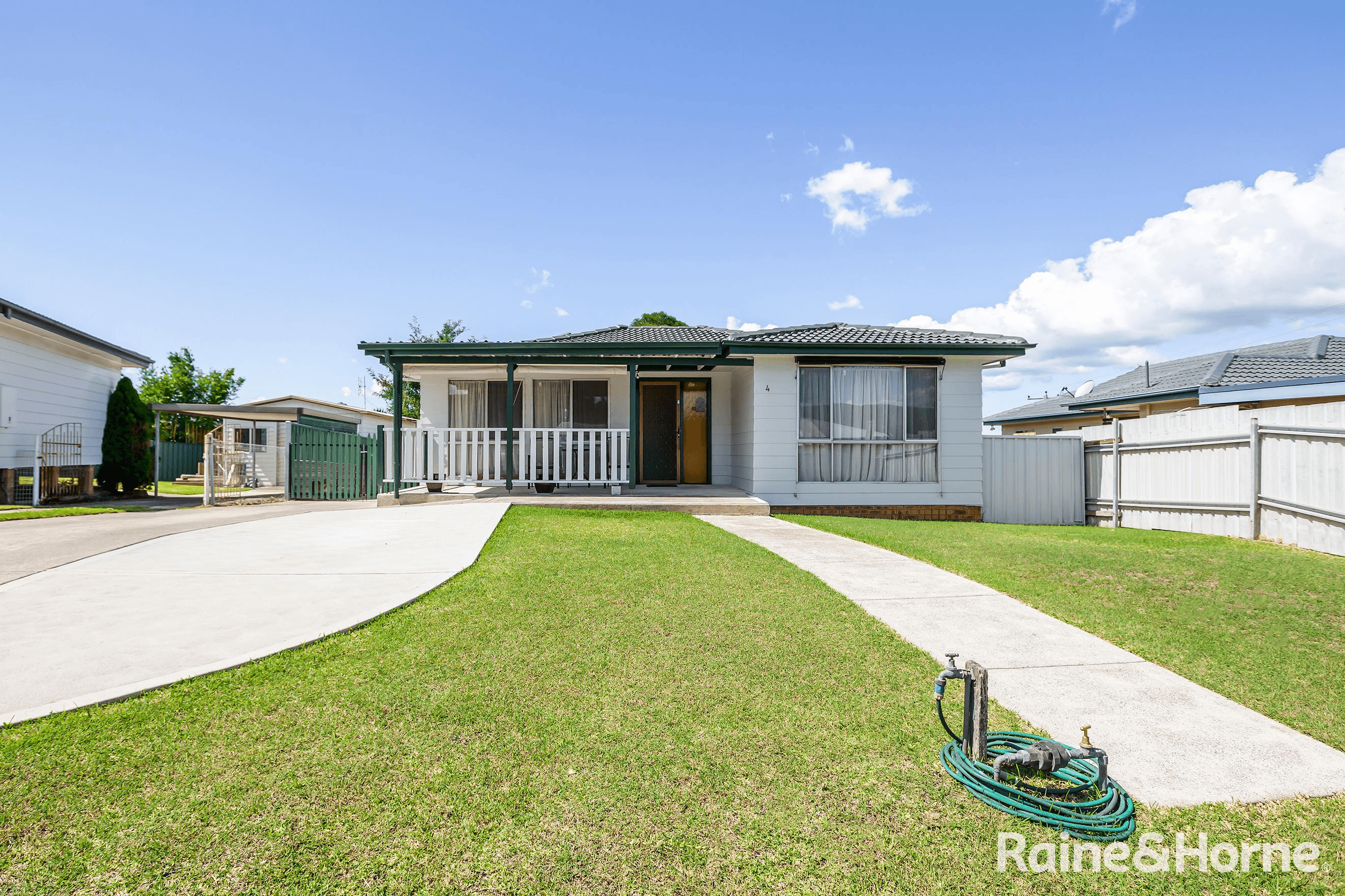 4 Buni Street, HOLMESVILLE, NSW 2286