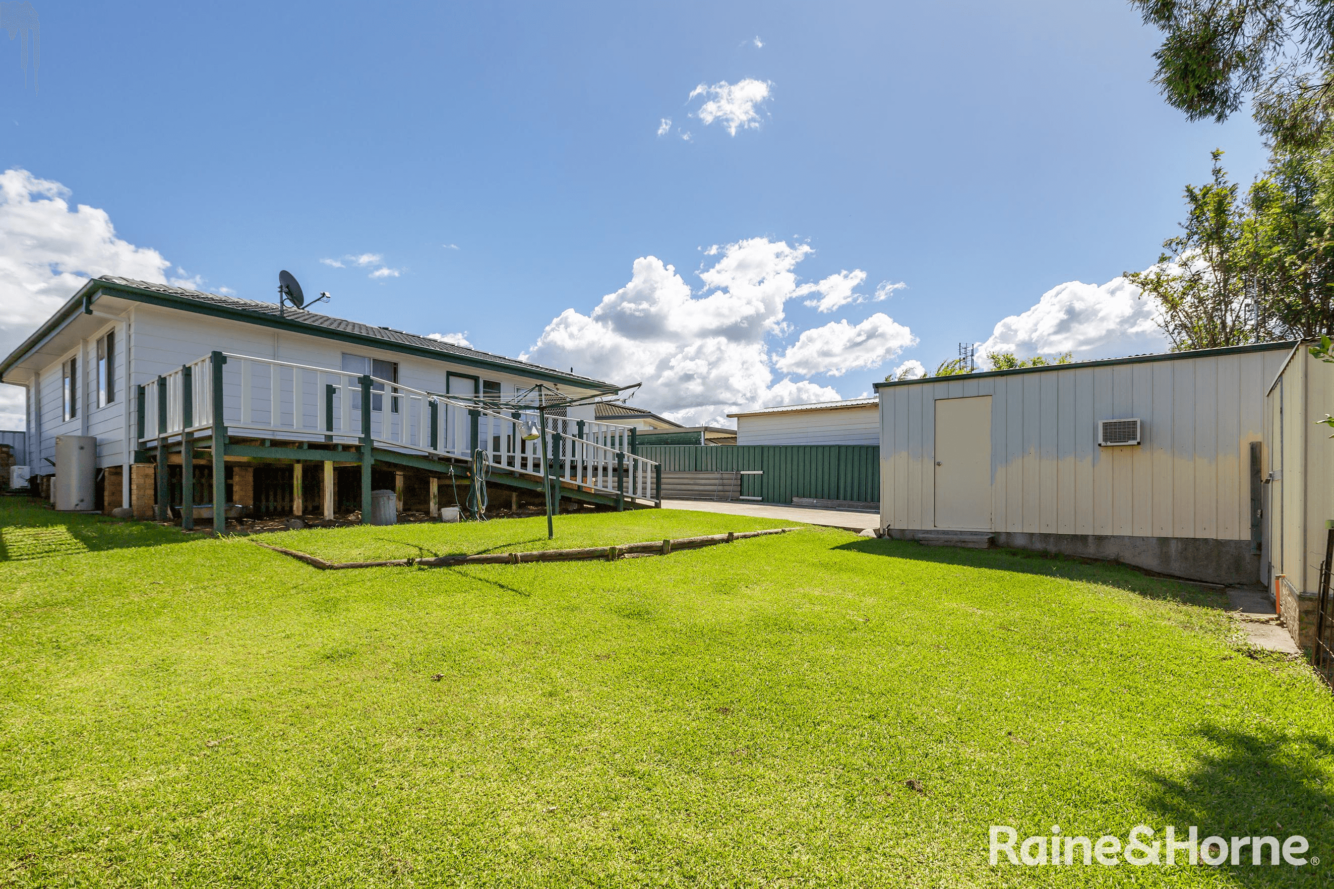 4 Buni Street, HOLMESVILLE, NSW 2286