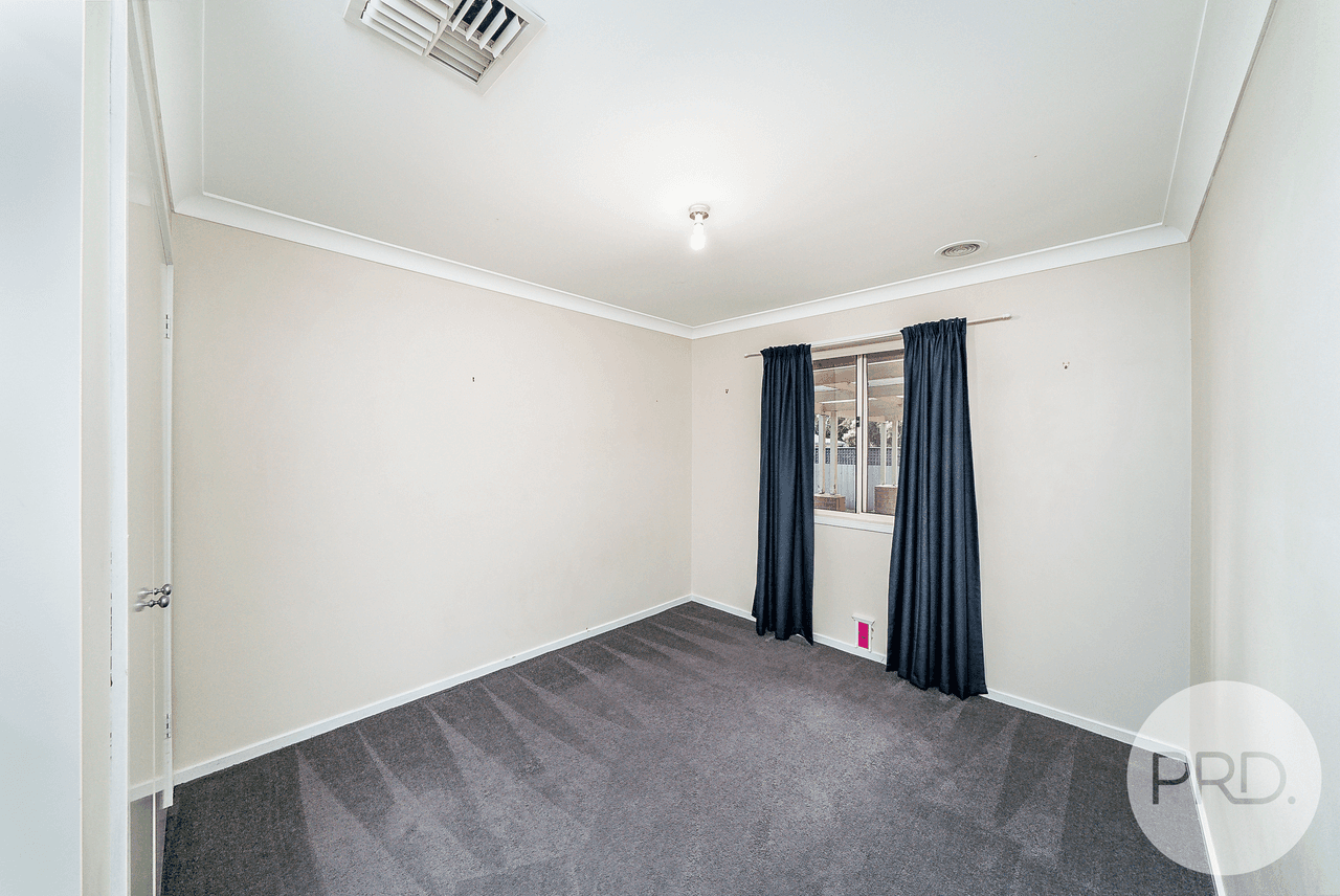 95 Dalman Parkway, GLENFIELD PARK, NSW 2650