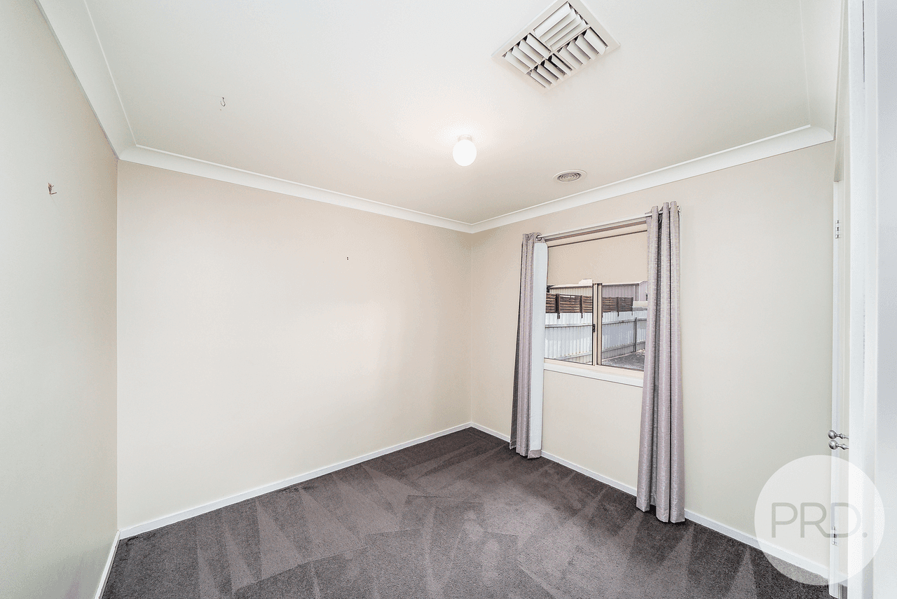 95 Dalman Parkway, GLENFIELD PARK, NSW 2650