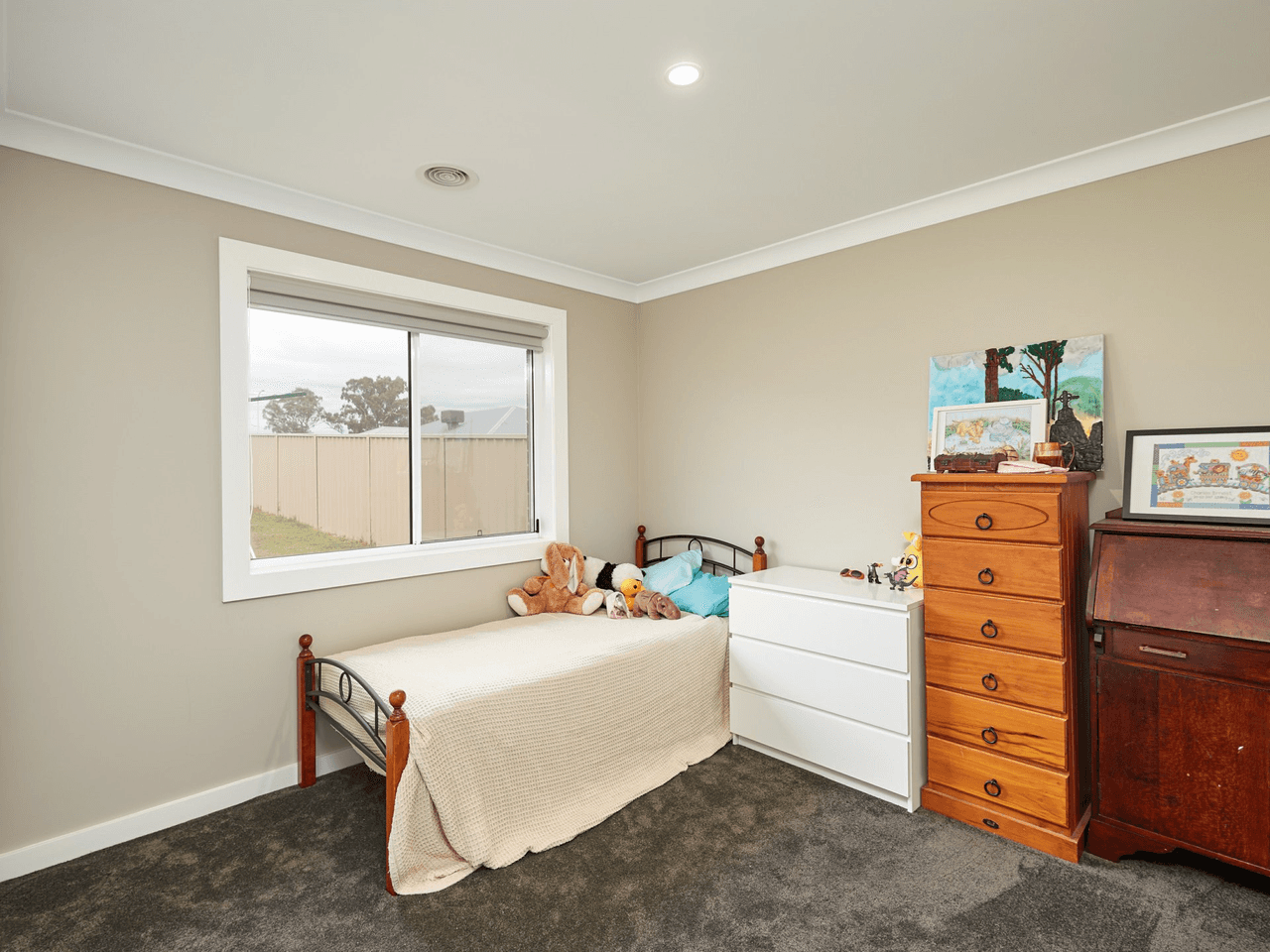7 Beaurepaire Street, BOOROOMA, NSW 2650